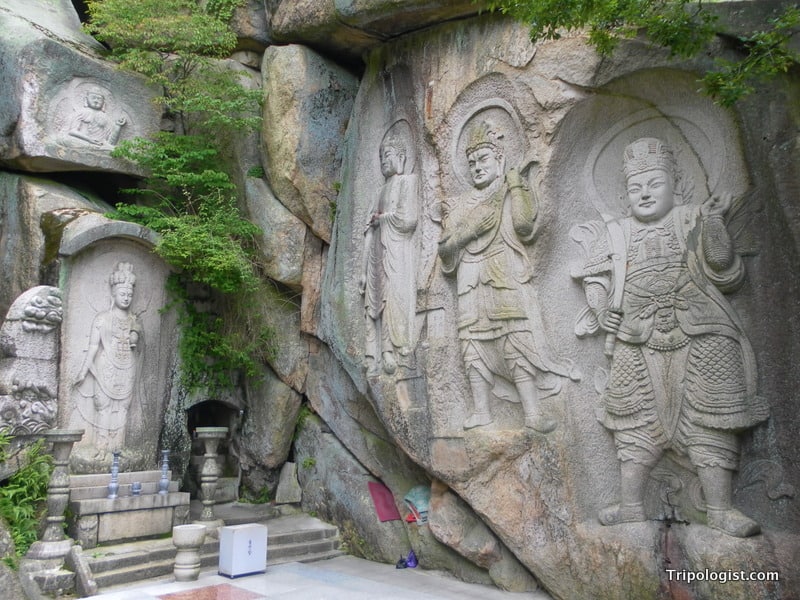 Seokbulsa Temple in Busan, South Korea is one of the most beautiful Buddhist temples in all of South Korea.