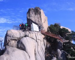 Don’t Let the Adjumma Pass You By: Hiking in Korea’s Seoraksan National Park